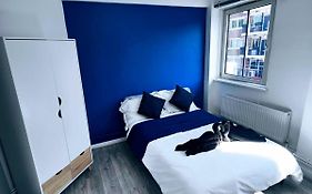 Bright 1 Bed Flat Near London Bridge